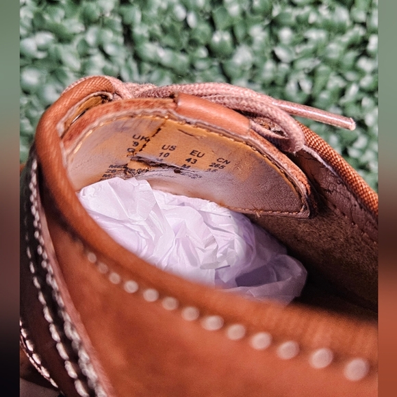 Bostonian Two-Tone Brown Leather Oxfords - Picture 8 of 8